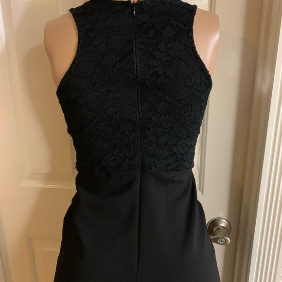 Women’s junior black lace top halter maxi bodycon dress size (S) sleeveless - Picture 8 of 10